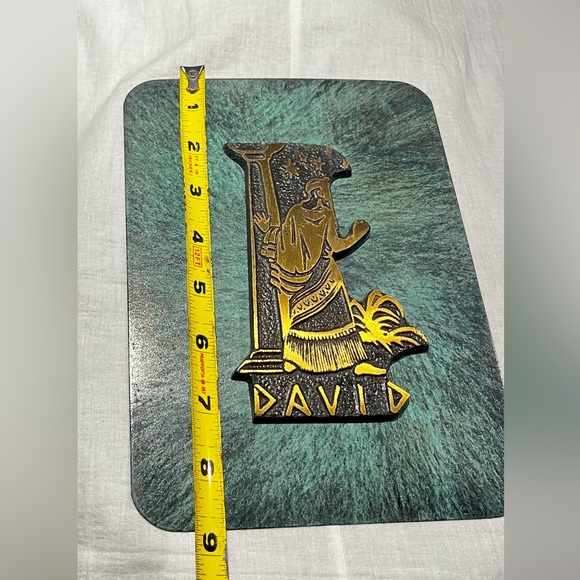 Vintage Mid Century King David Of Judaism Green Brass/ Bronze Wall Mount - Picture 3 of 7